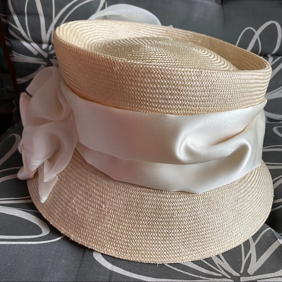 Lilliput Hats Accessories - Vintage Lilliput Straw Hat